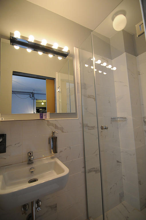 Taksim Safe House Hotel Istanbul Bilik gambar